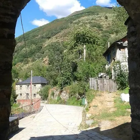 Casa Rural La Candea Tejedo